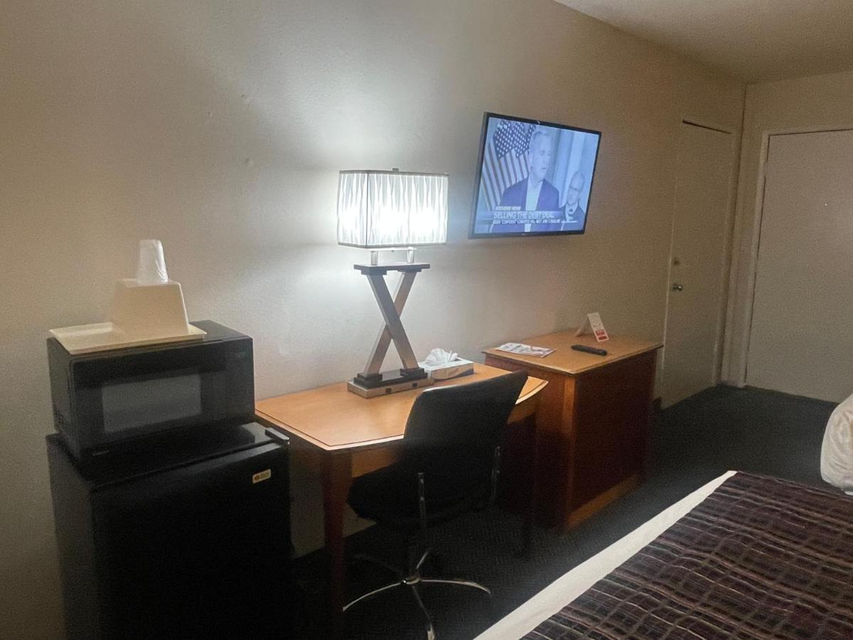 Skyway Inn - Seatac Eksteriør billede