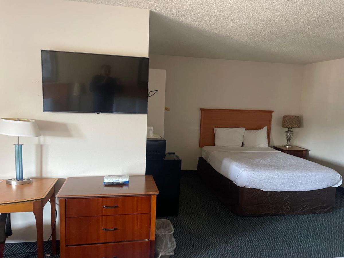 Skyway Inn - Seatac Eksteriør billede