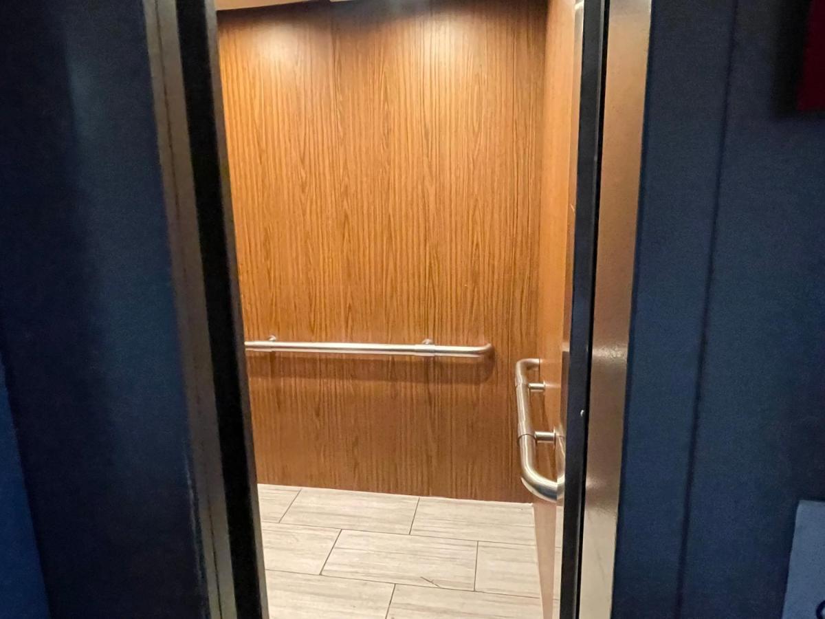 Skyway Inn - Seatac Eksteriør billede