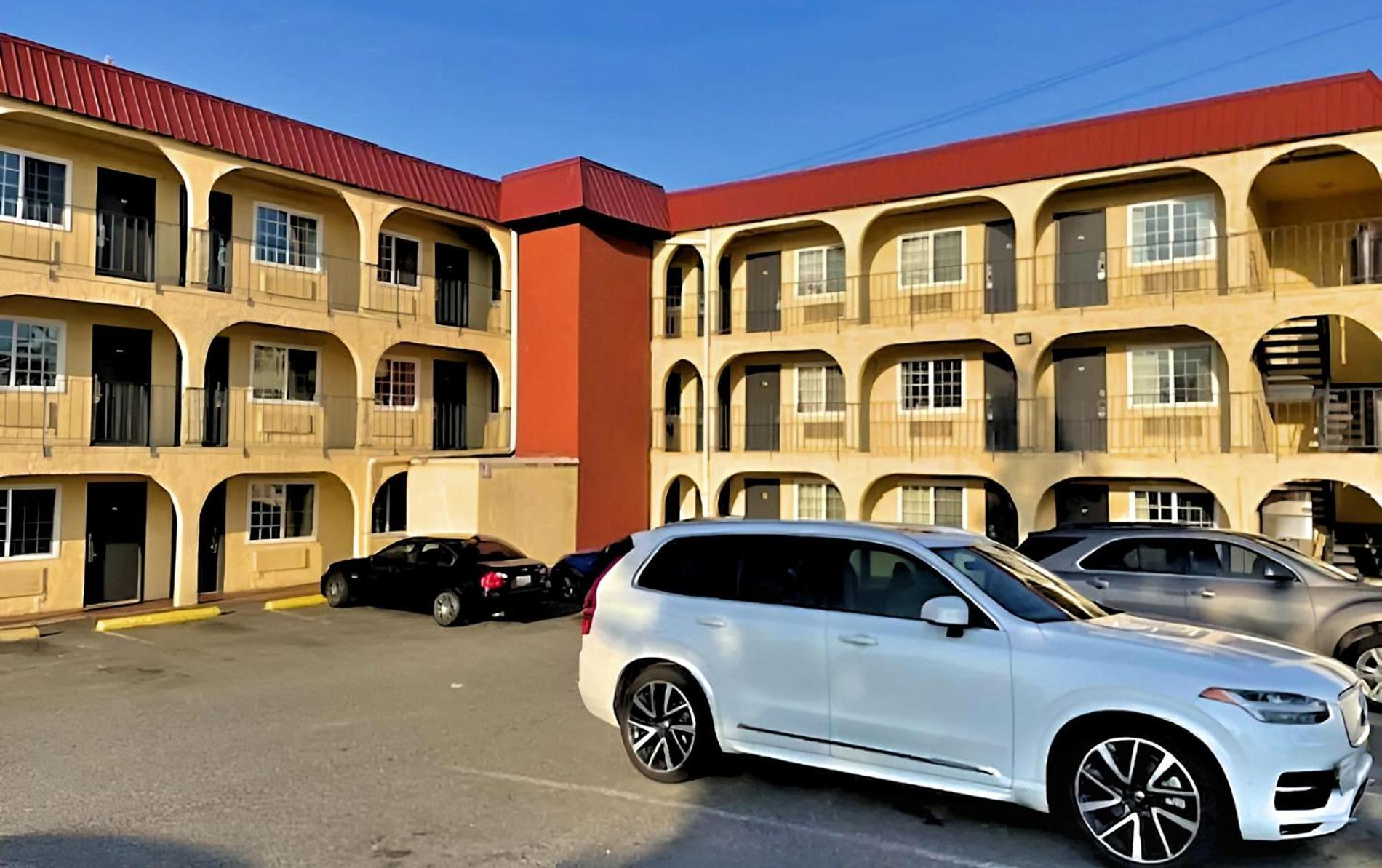 Skyway Inn - Seatac Eksteriør billede